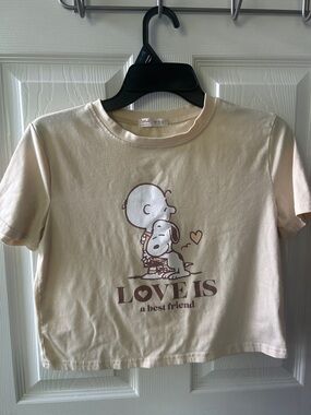 ROMWE Cream Peanuts 'Love Is' Graphic Tee